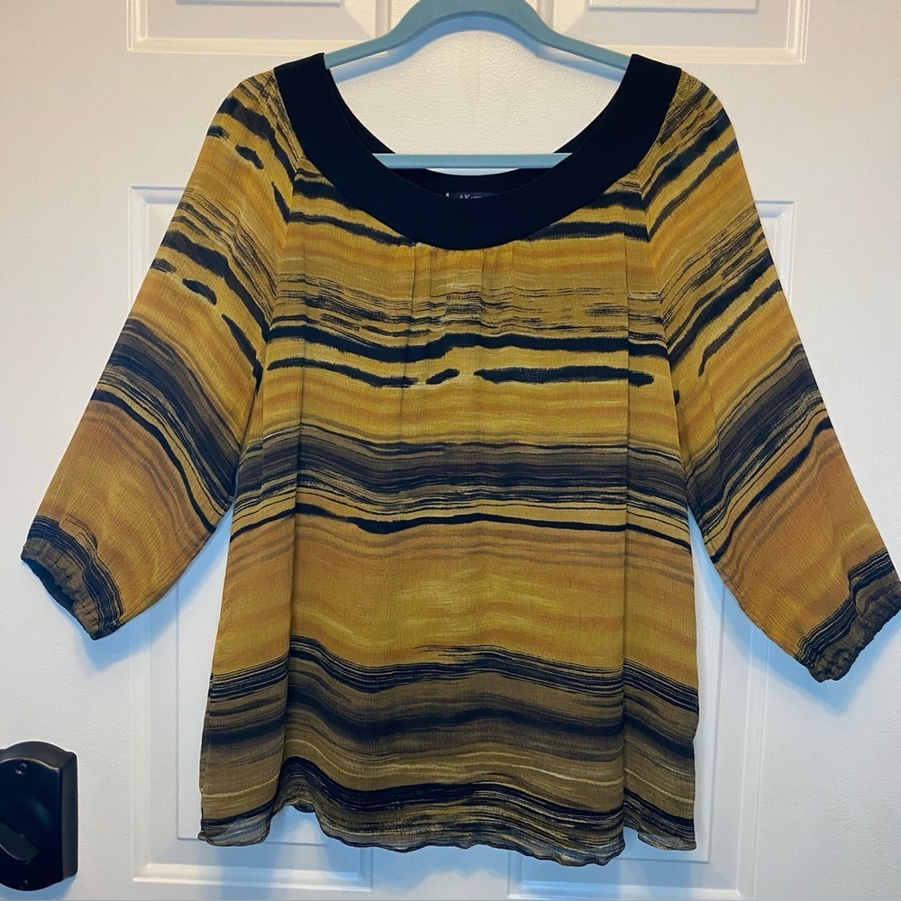 Anne Klein Silk Black Gold Abstract Stripe Pullover Blouse w/3/4 Elastic Sleeves